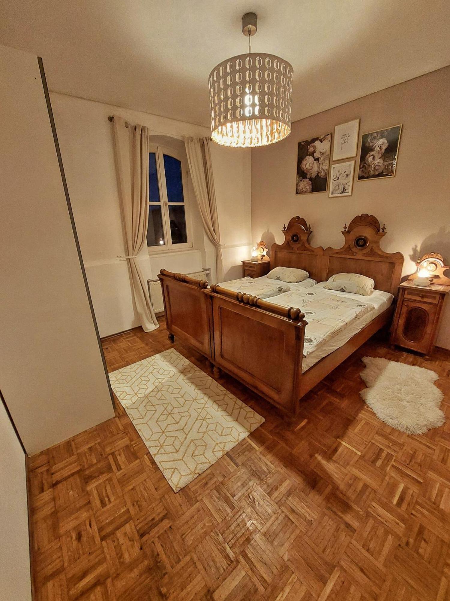 Appartement Wohnen Im Gruenen à Graz Extérieur photo